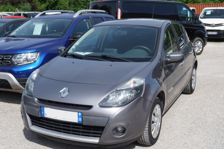 RENAULT CLIO III