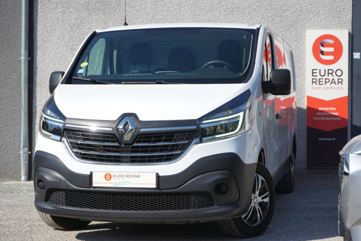 RENAULT TRAFIC FOURGON